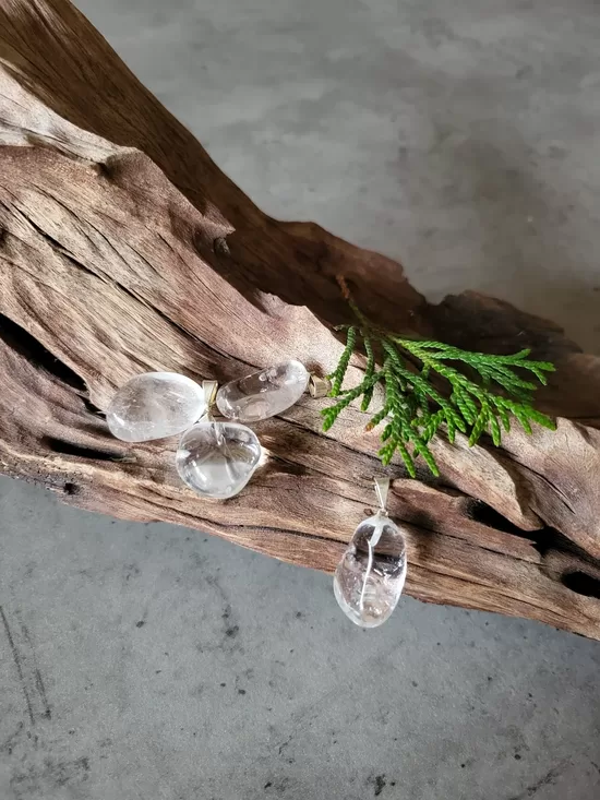 Кулон «Прозрачный кварц»